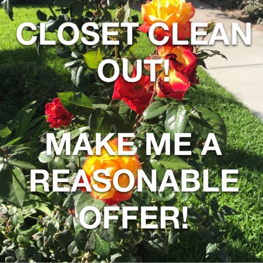 Closet Clean Out! Make An Offer !